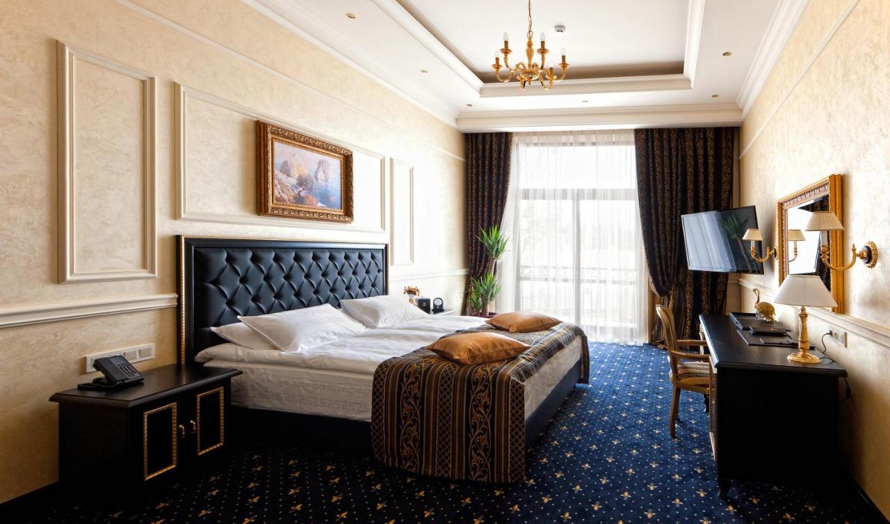 Hotel Villa le Premier Maestro Odessa Esterno foto