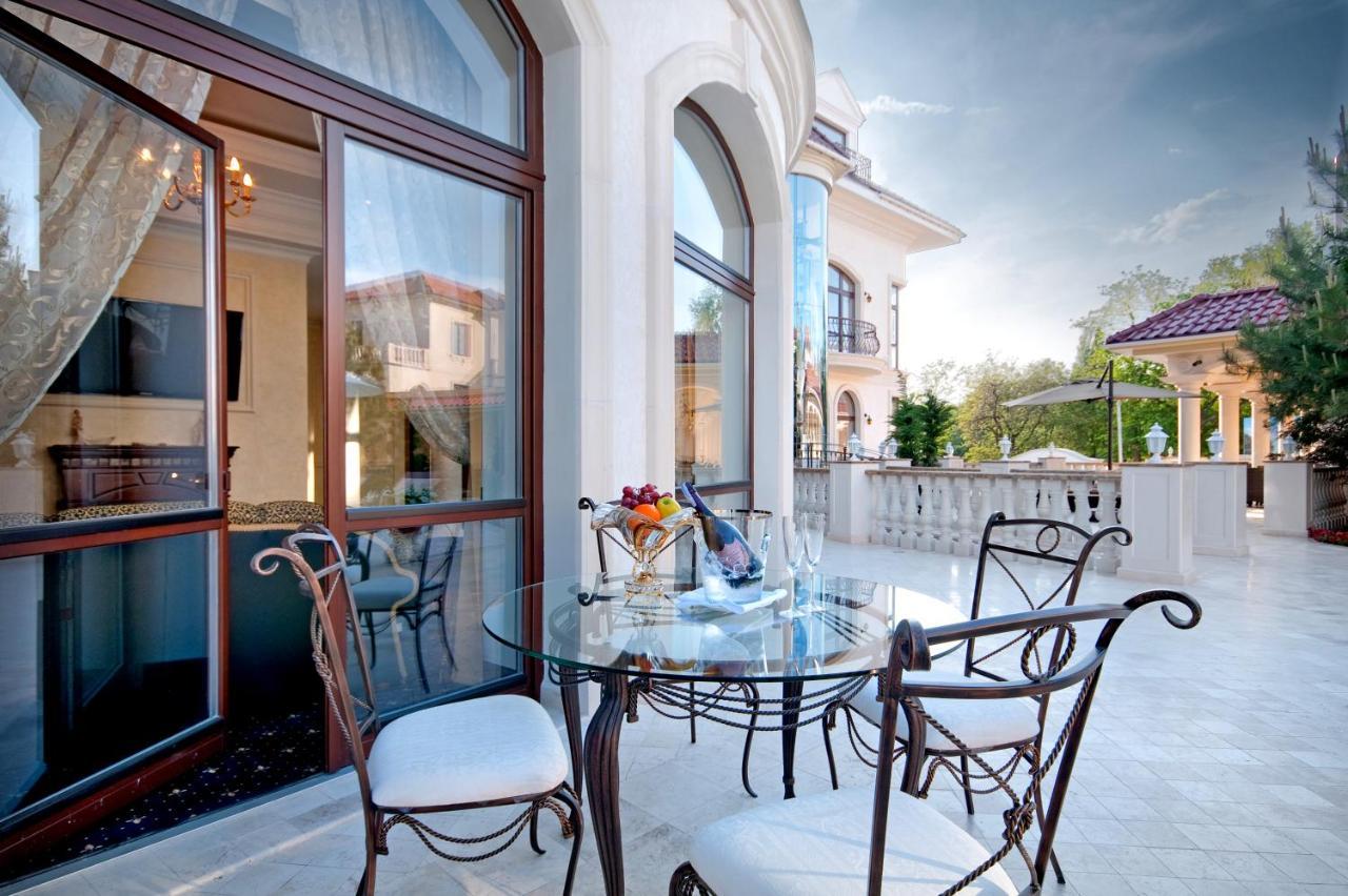 Hotel Villa le Premier Maestro Odessa Esterno foto