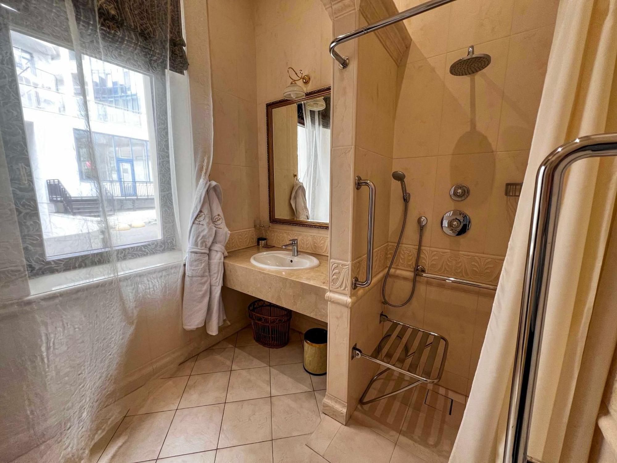 Hotel Villa le Premier Maestro Odessa Esterno foto