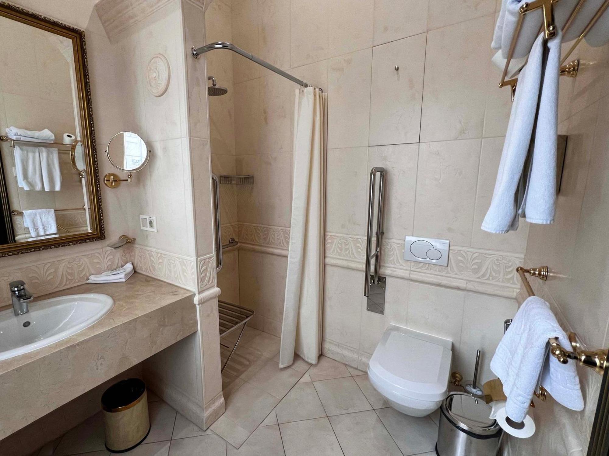 Hotel Villa le Premier Maestro Odessa Esterno foto